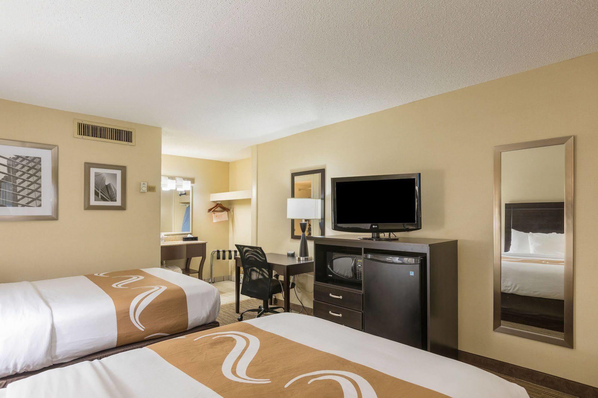 Quality Inn University Lansing Kültér fotó