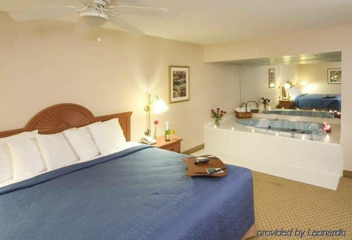 Quality Inn University Lansing Kültér fotó